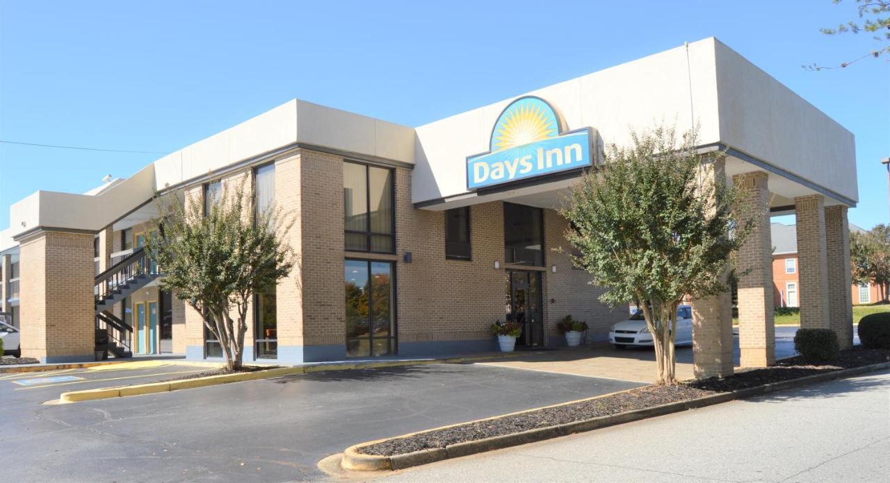 Days Inn By Wyndham Easley West Of Greenville/Clemson Area Eksteriør billede
