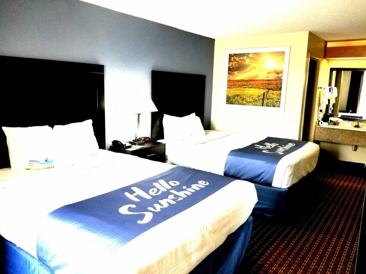 Days Inn By Wyndham Easley West Of Greenville/Clemson Area Eksteriør billede